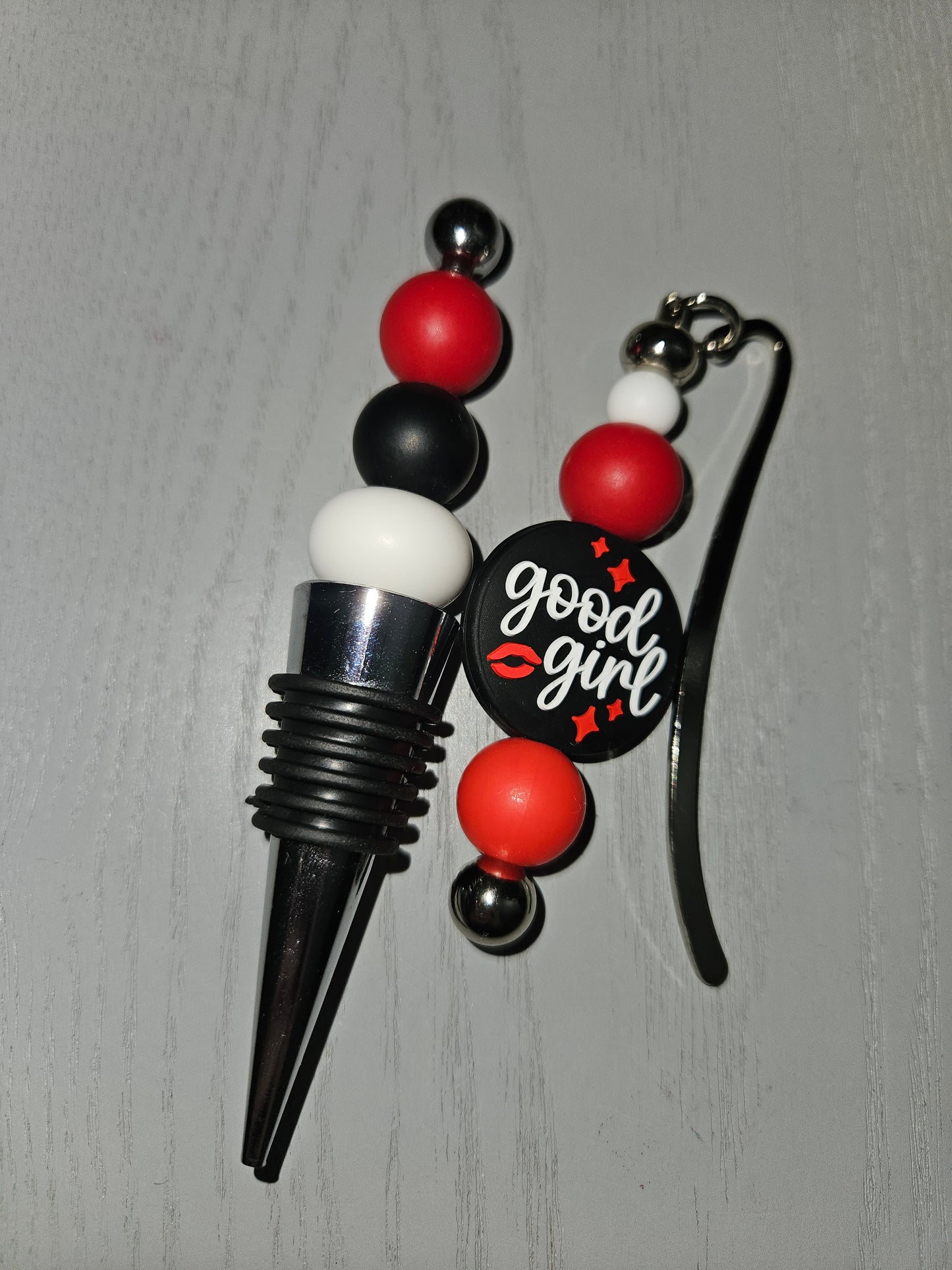 Bookmark & Wine Stopper Set