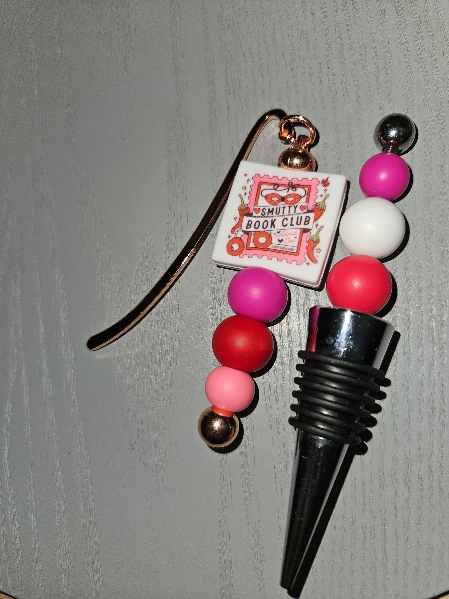 Bookmark & Wine Stopper Set