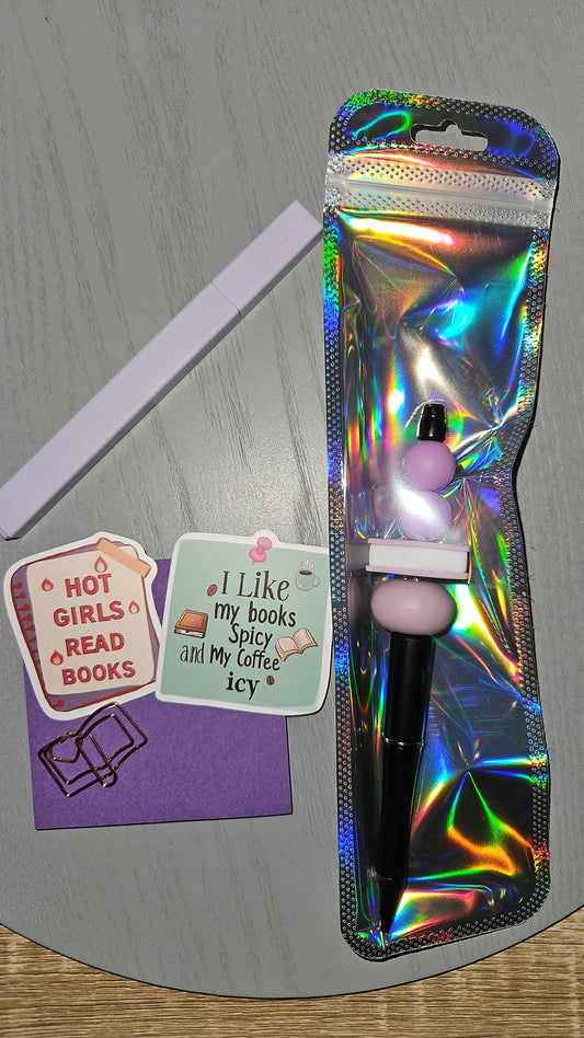5 Item Mystery Book Scoop